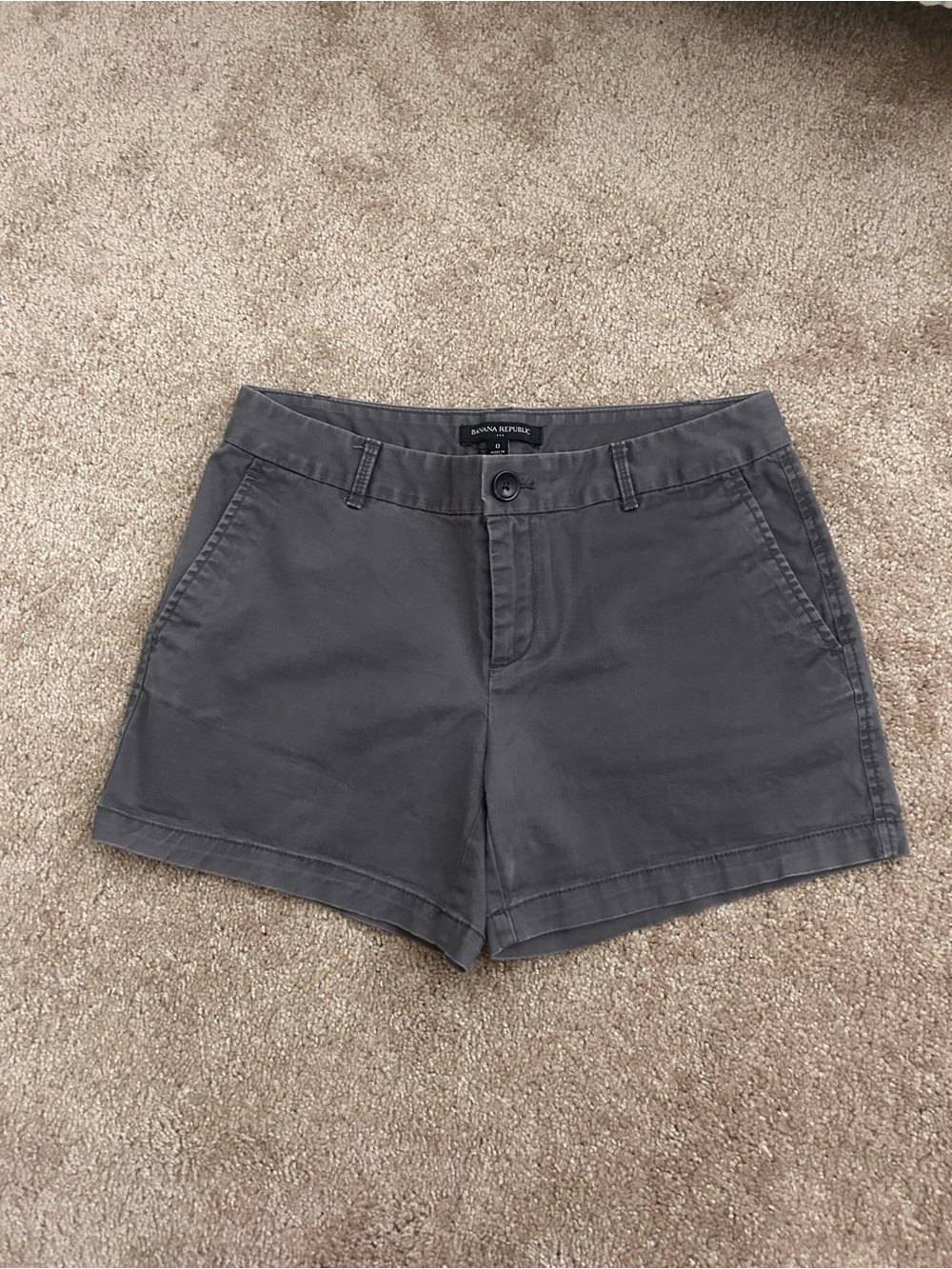 Banana Republic Women's Gray Chino Shorts